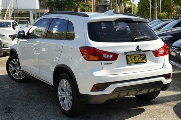 2019 Mitsubishi ASX ES in White