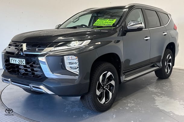 Image of 2024 Mitsubishi Pajero Sport Exceed