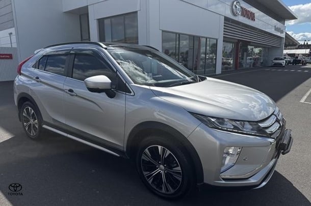 Image of 2018 MITSUBISHI ECLIPSE CROSS Exceed