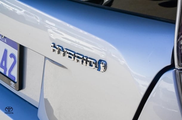 2016 Toyota Prius PRIUS Base in Silver