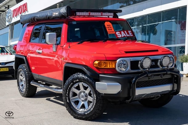 2015 Toyota FJ Cruiser FJ Cruiser in Red