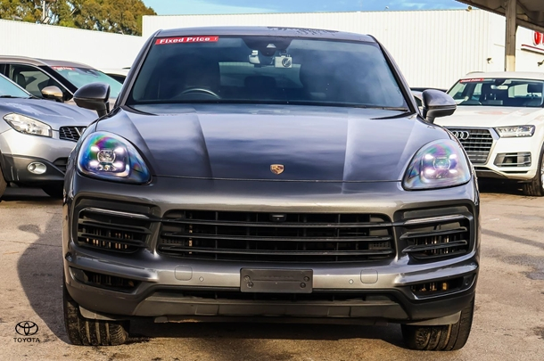 2020 Porsche Cayenne S in Grey