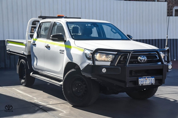 Image of 2022 Toyota Hilux SR