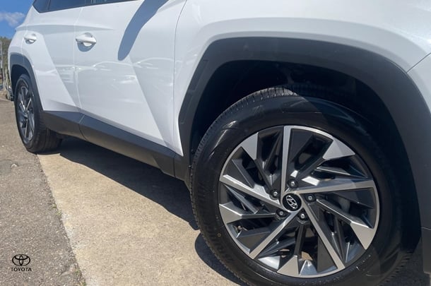 2023 Hyundai Tucson Elite in White Cream