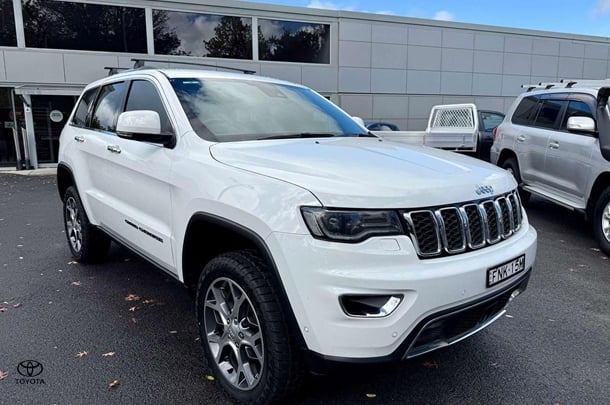 2019 Jeep Grand Cherokee Limited in White