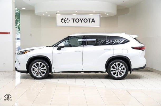 2024 Toyota Kluger Grande in Other