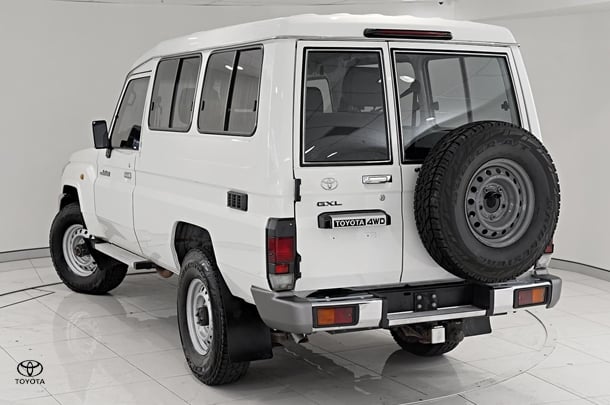 2020 Toyota Landcruiser GXL Troopcarrier in White