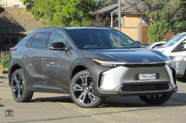 2023 Toyota bZ4X Standard AWD in Silver