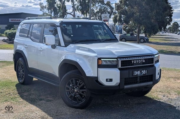 Image of 2024 Toyota Prado GXL