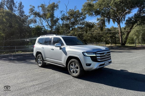 Image of 2023 Toyota Landcruiser VX