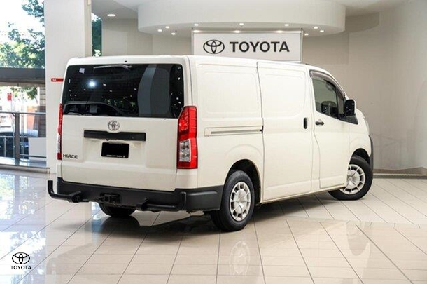 2019 Toyota Hiace Base in White
