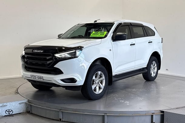 Image of 2024 Isuzu MU-X LS-M