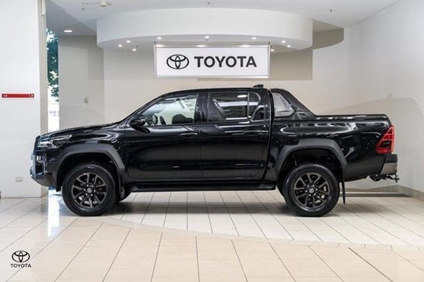 2023 Toyota Hilux Rogue in Black