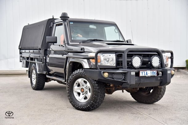 2011 Toyota Landcruiser GX in Silver