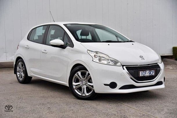 2014 Peugeot 208 Active in White