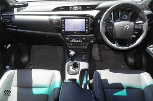 2024 Toyota Hilux Rogue 48V in White