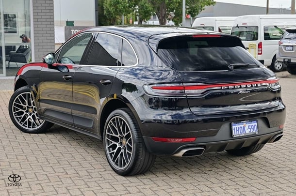 2019 PORSCHE MACAN Base in Other