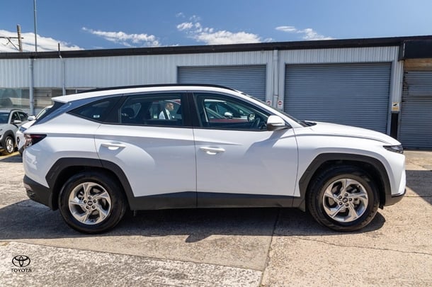 2023 Hyundai Tucson Base in White