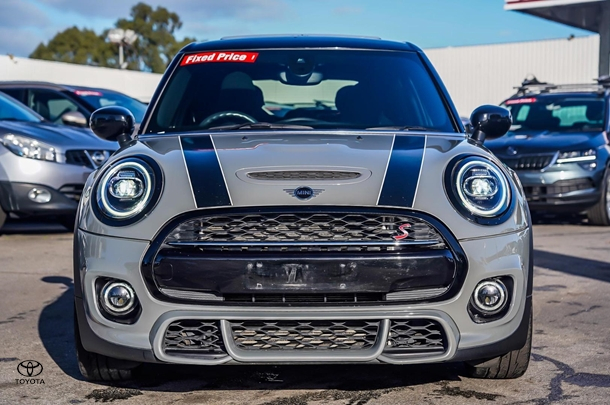 2020 MINI Hatch Cooper S in Grey
