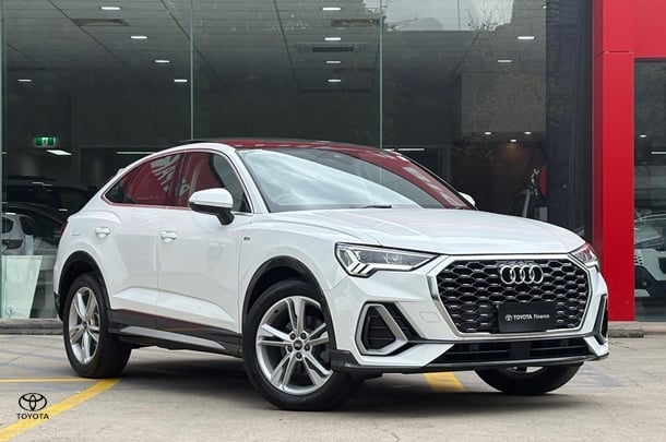 2020 Audi Q3 35 TFSI S line in White