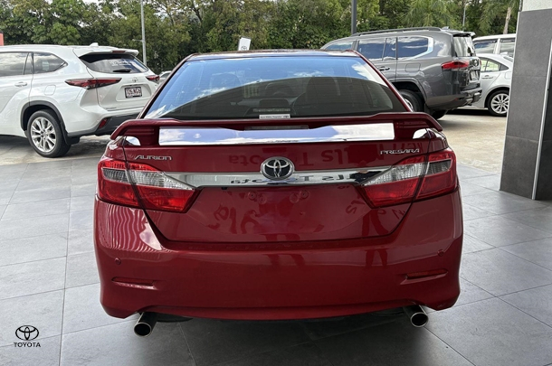 2014 Toyota Aurion Presara in Red