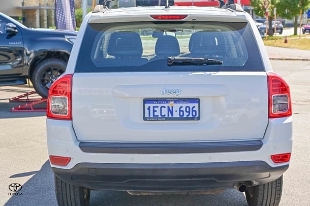 2013 Jeep Compass Sport in White
