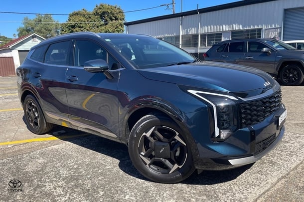 2025 Kia Sportage SX in Vesta Blue (Bb2)