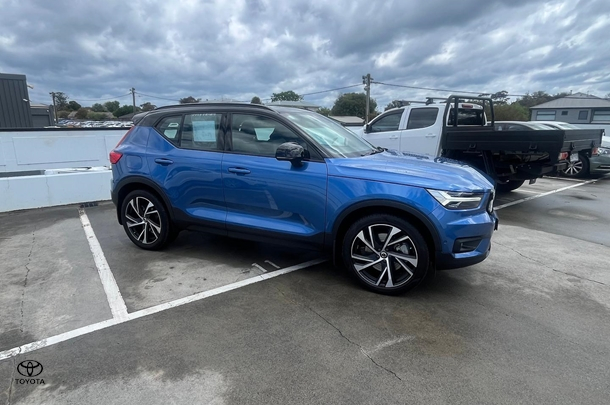 2021 Volvo XC40 Recharge Plug-In Hybrid in Other
