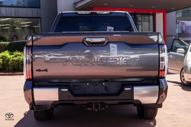2023 Toyota Tundra Limited in Silver