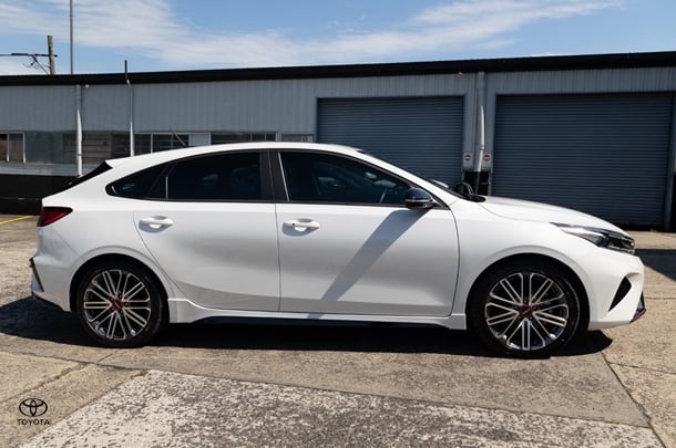 2023 Kia Cerato GT in Snow White Pearl (Swp)