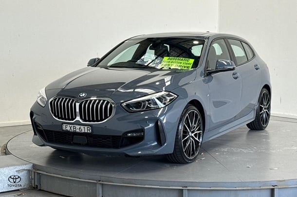 2022 BMW 1 Series 118i M Sport in Grey