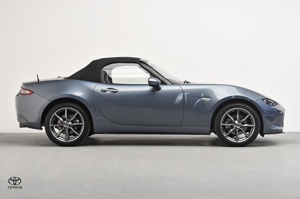 2016 Mazda MX-5 GT in Blue