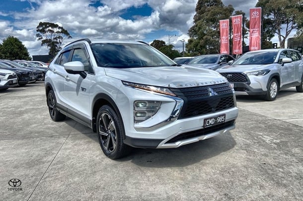 2023 Mitsubishi Eclipse Cross PHEV Aspire in White