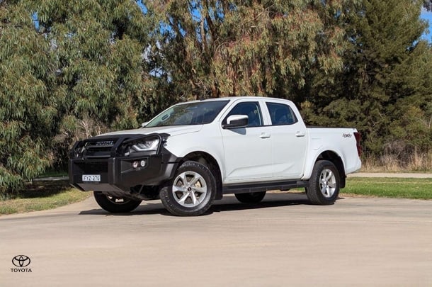 Image of 2023 Isuzu D-MAX LS-M
