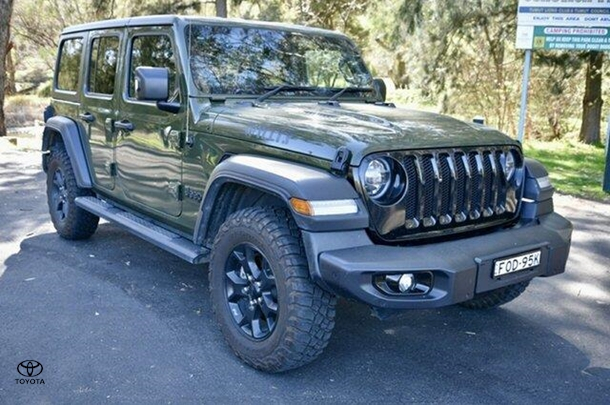2020 Jeep Wrangler Unlimited Willys in Green