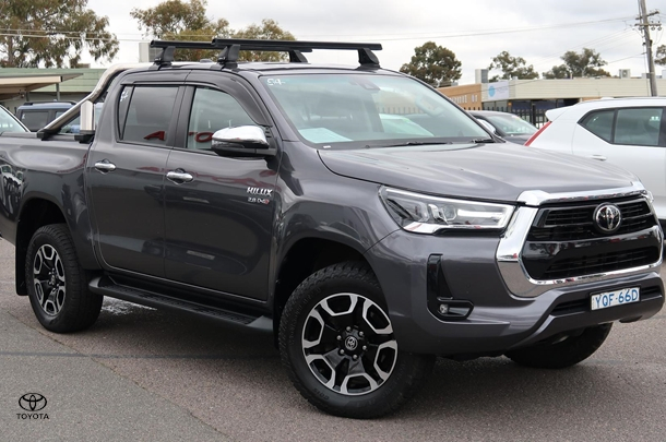 Image of 2022 Toyota Hilux SR5