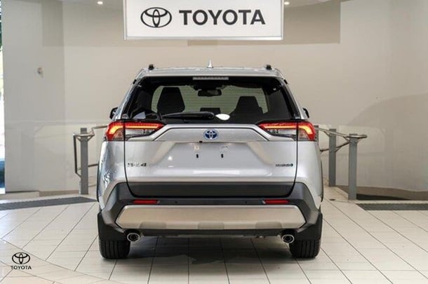 2022 Toyota RAV4 GXL in Silver