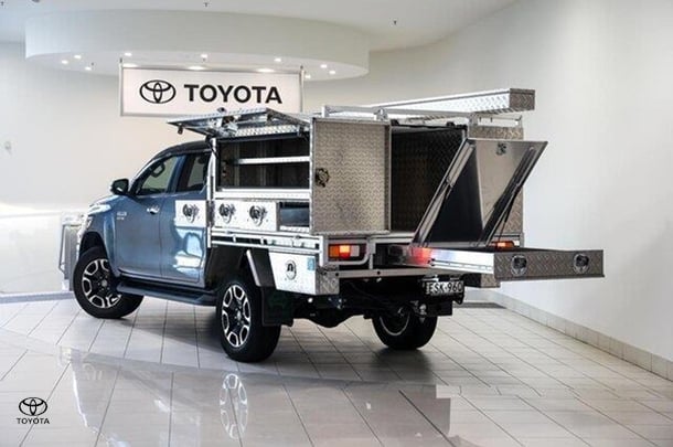 2022 Toyota Hilux SR5 in Grey