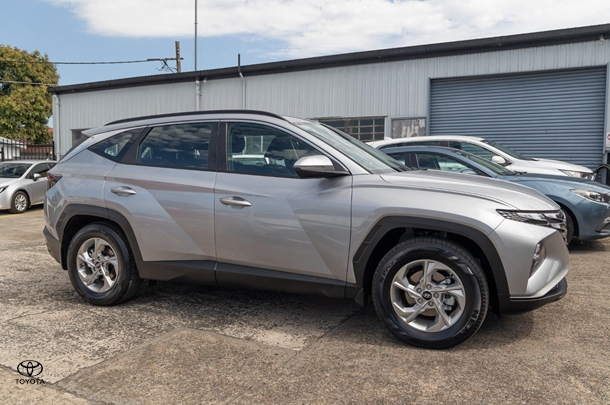 2023 Hyundai Tucson Base in Silver