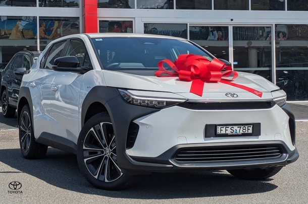 2023 Toyota bZ4X Base in White