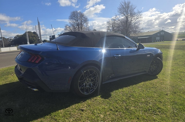 2024 Ford Mustang GT in Black