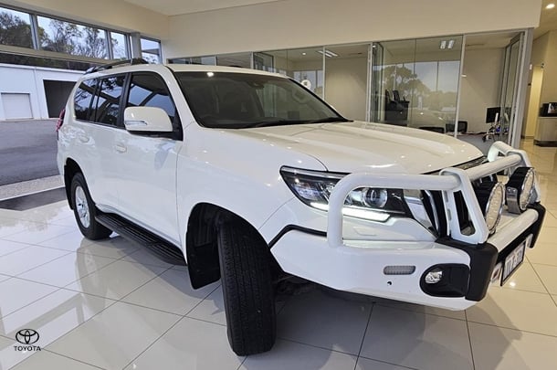 Image of 2023 Toyota Prado GXL