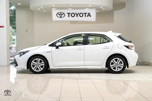 2020 Toyota Corolla Ascent Sport Hybrid in White