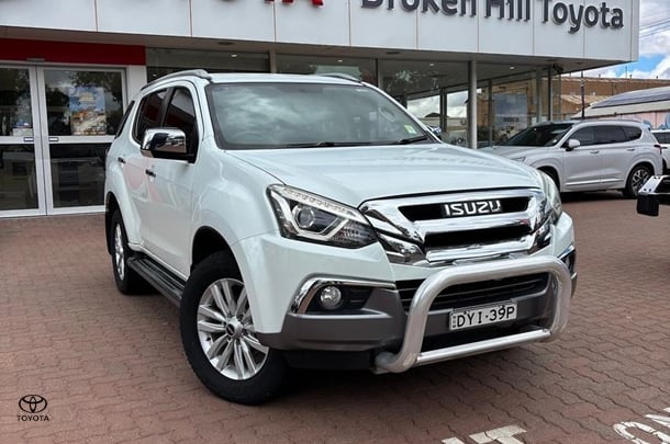 Image of 2018 Isuzu MU-X LS-T