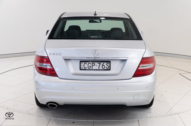 2012 Mercedes-Benz C-Class C200 BlueEFFICIENCY in Silver