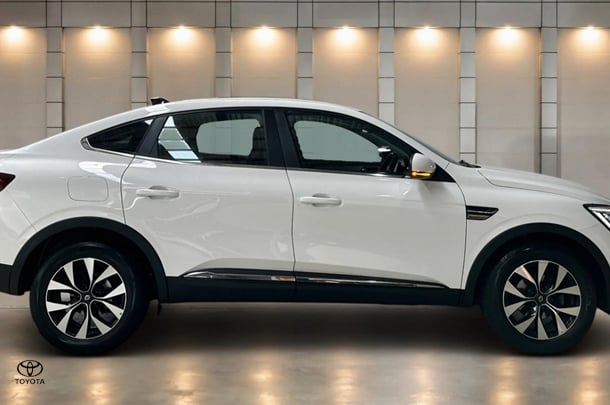 Image of 2023 Renault Arkana Zen