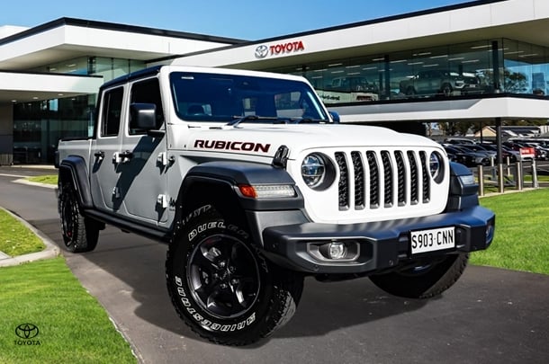 2021 Jeep Gladiator Rubicon in White
