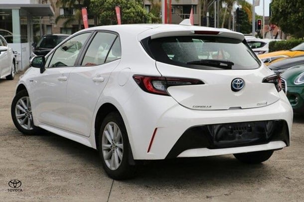 2023 Toyota Corolla Ascent Sport in White