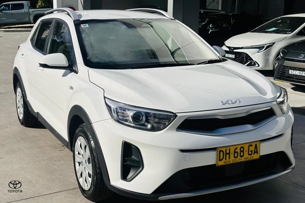 Image of 2023 Kia STONIC S