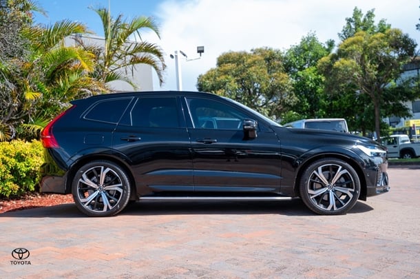 2021 Volvo XC60 B6 R-Design in Other